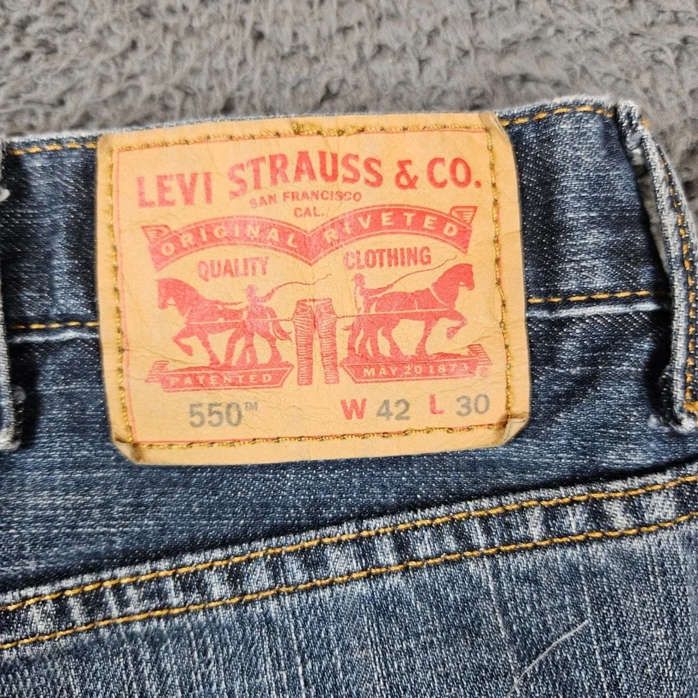 Levis 550 Mens Relaxed Fit Straight Leg Blue Denim Jeans‎ 42x30 Medium Wash
